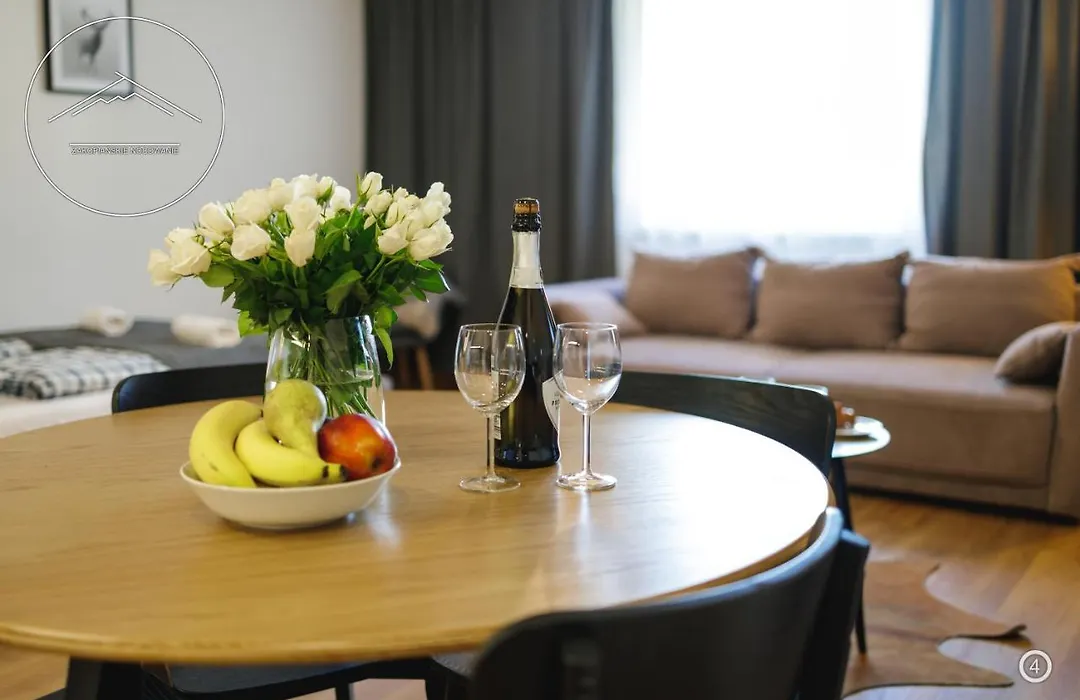 Apartamenty I Pokoje Krupowki 16, Na Szczytach-1
